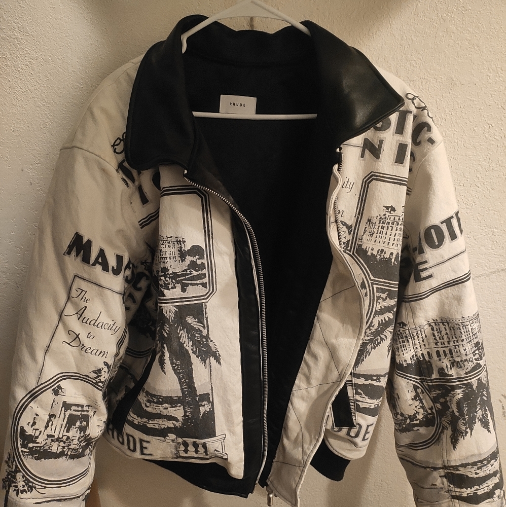 Used Vouyage Bomber Jacket